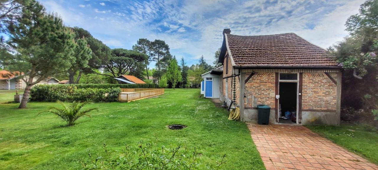 Charmante Maison Dans Les Landes X 10 Avec Piscine Et Salle D Escalade Lue Zewnętrze zdjęcie